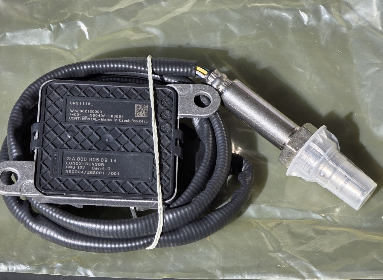 Mercedes-Benz NOx Sensor A0009050914 | Original Exhaust Nitrogen Oxide Sensor