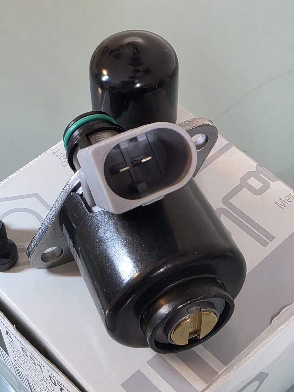 Mercedes-Benz Fuel Pressure Regulator Valve A6510740084 | Genuine OEM Part